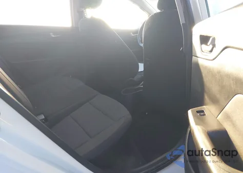 2020 Hyundai Accent Se из США, поврежденный, VIN 3KPC24A63LE106097